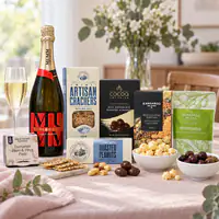 Mumm Sparkling & Gourmet Finest Hamper