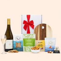 Sparkling & Cheeseboard Hamper
