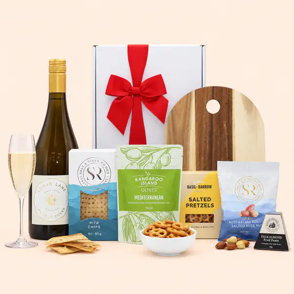 Sparkling & Cheeseboard Hamper