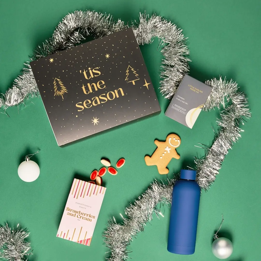 Celebrate Christmas at Work with These Hampers