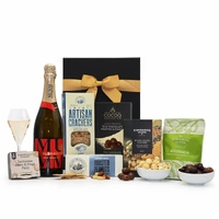 Mumm Sparkling & Gourmet Finest Hamper