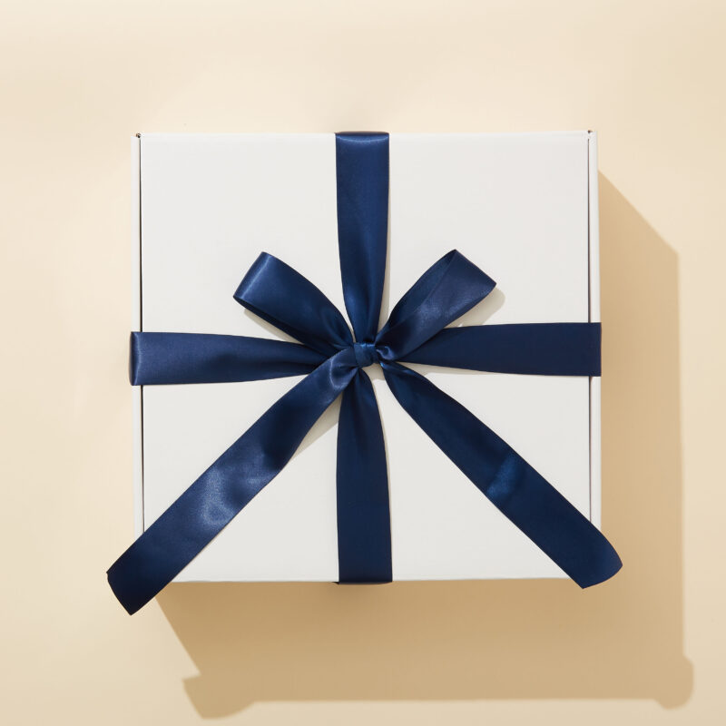 Connoisseur's Wine Collection Gift Hamper - Image 3